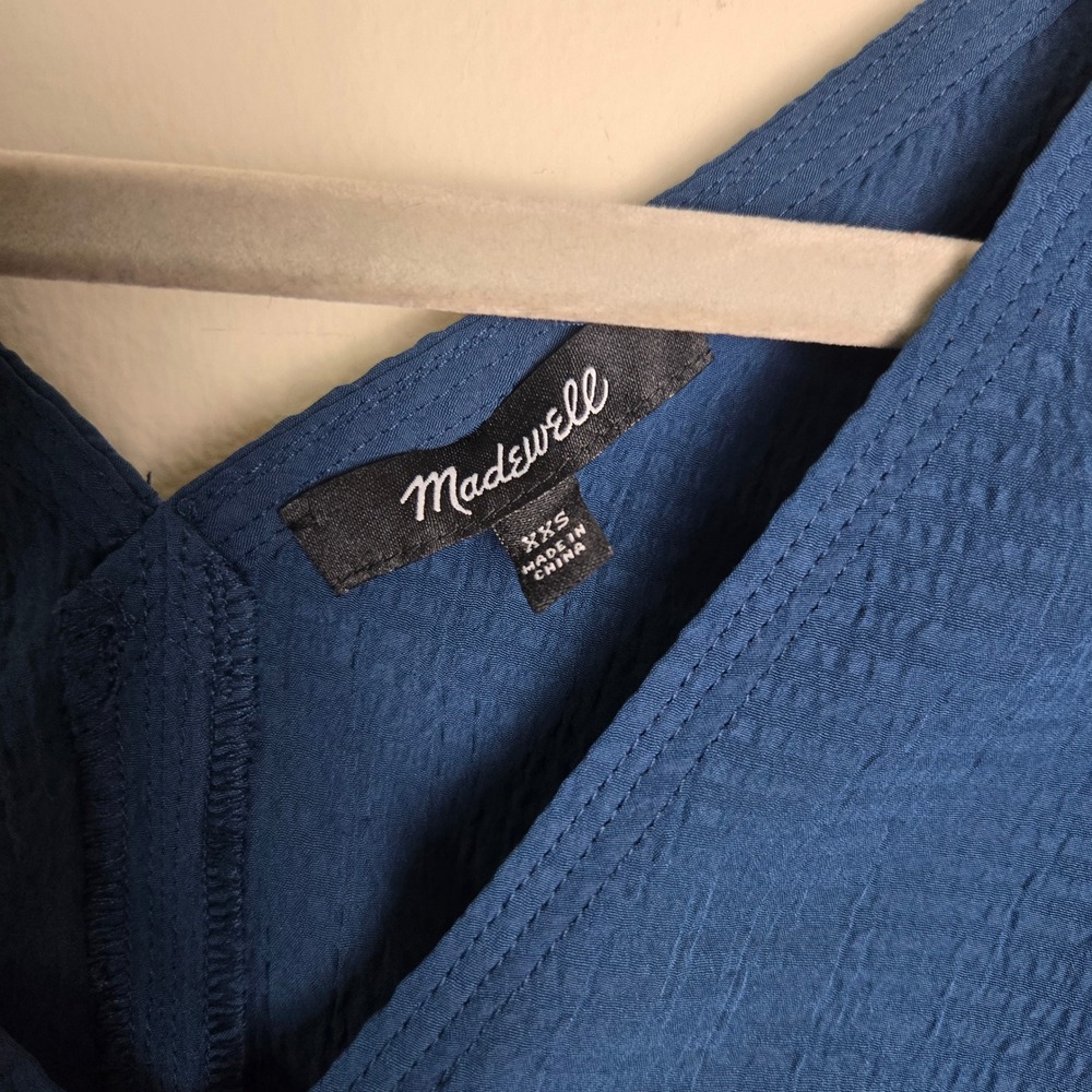 Madewell Navy Blue Seersucker Peasant Boho V-Neck Puff Sleeve Top XXS - Picture 3 of 6